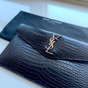 Uptown Pouch in Crocodile-Embossed Shiny Leather